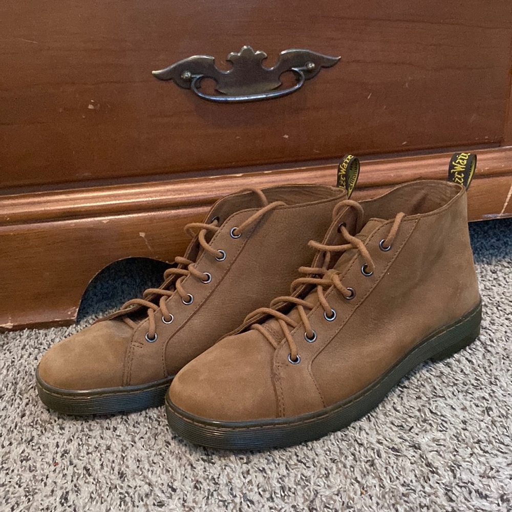 Men’s Dr. Martens size 11